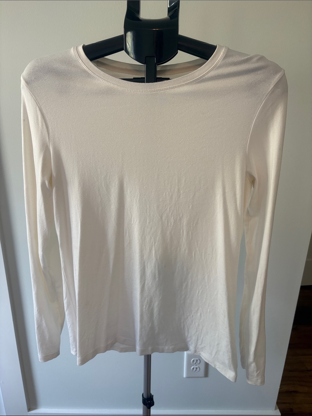 Apt 9 Essential Classic White Long-Sleeve Women's Top